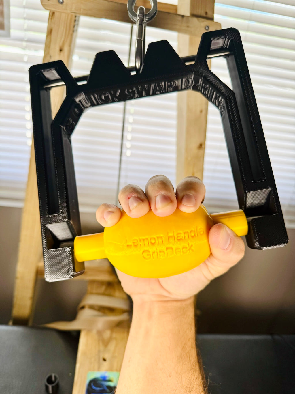 Yellow lemon Arm wrestling equipment