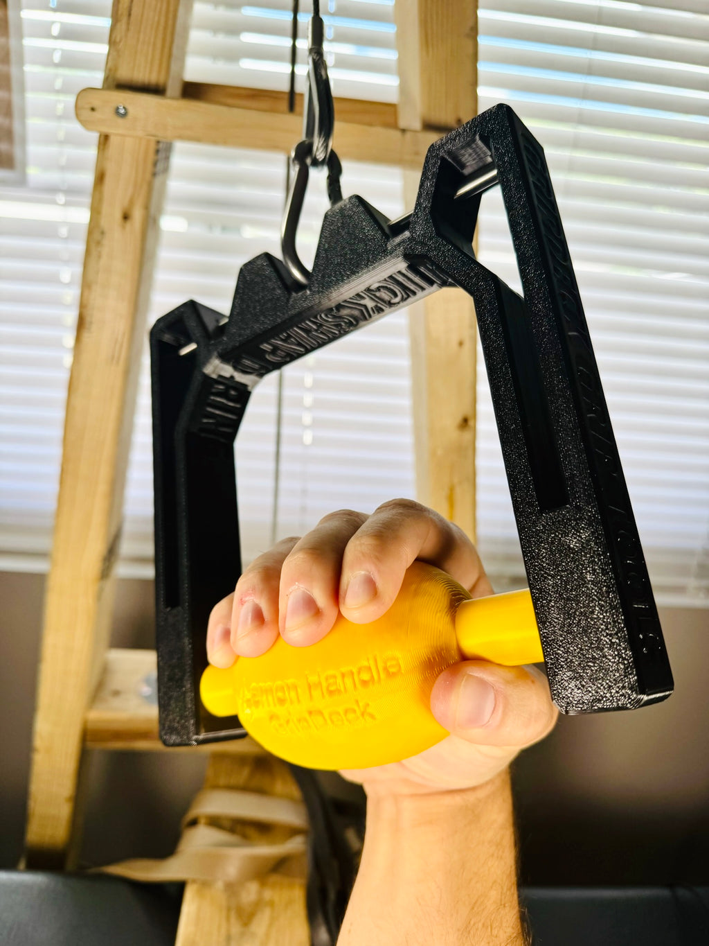 Yellow lemon Arm wrestling equipment